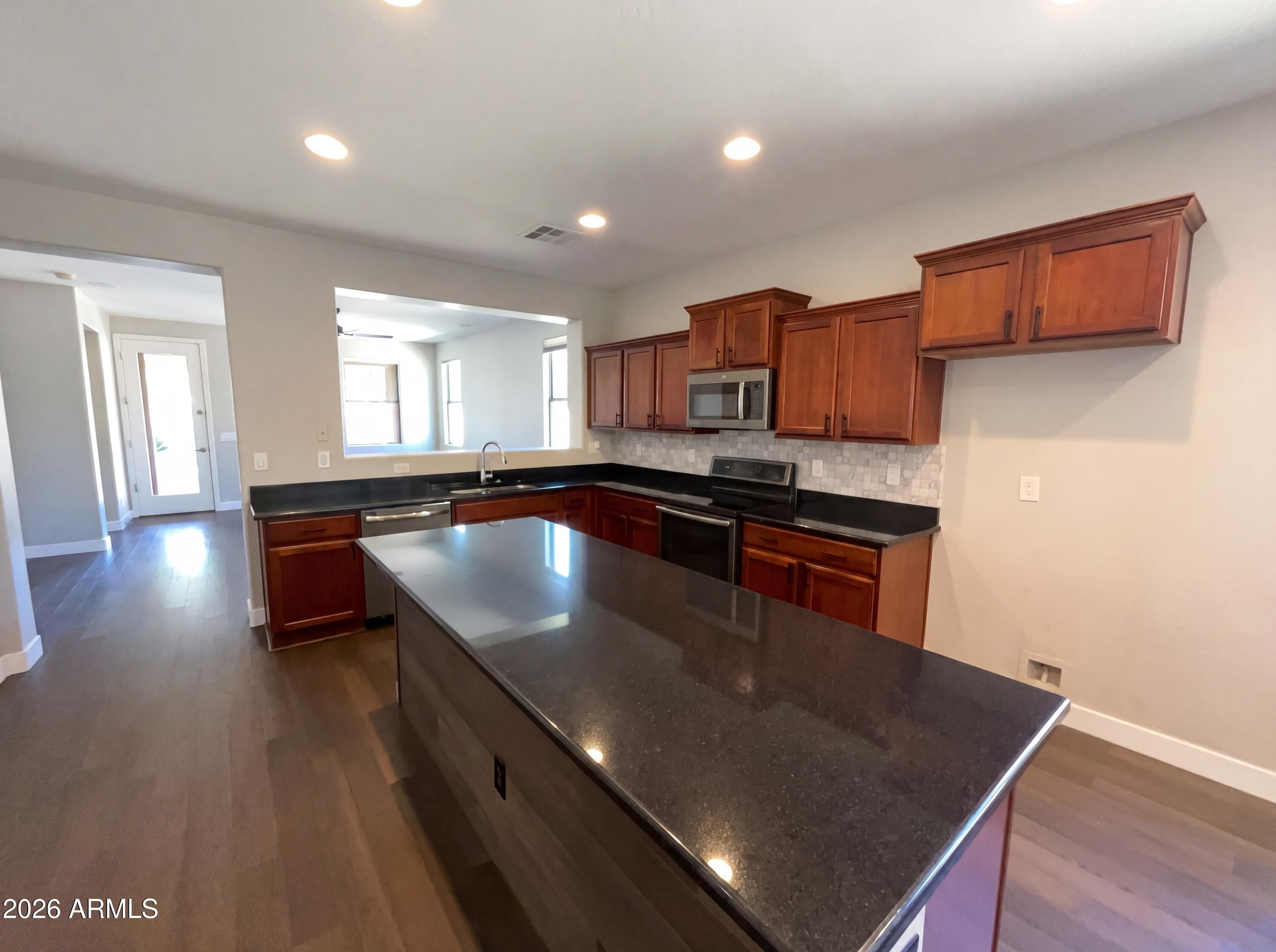 4648 S TWINLEAF Drive