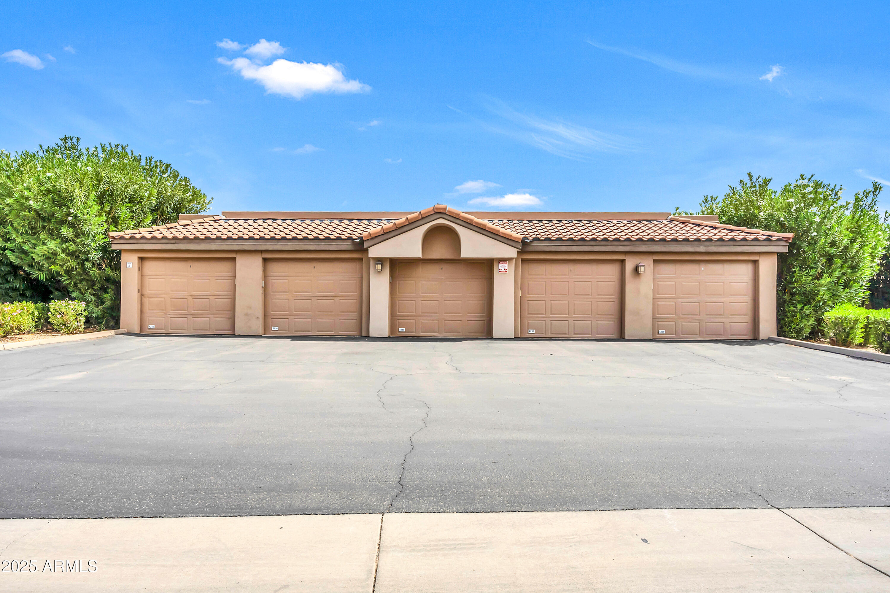 10101 N ARABIAN Trail 2029