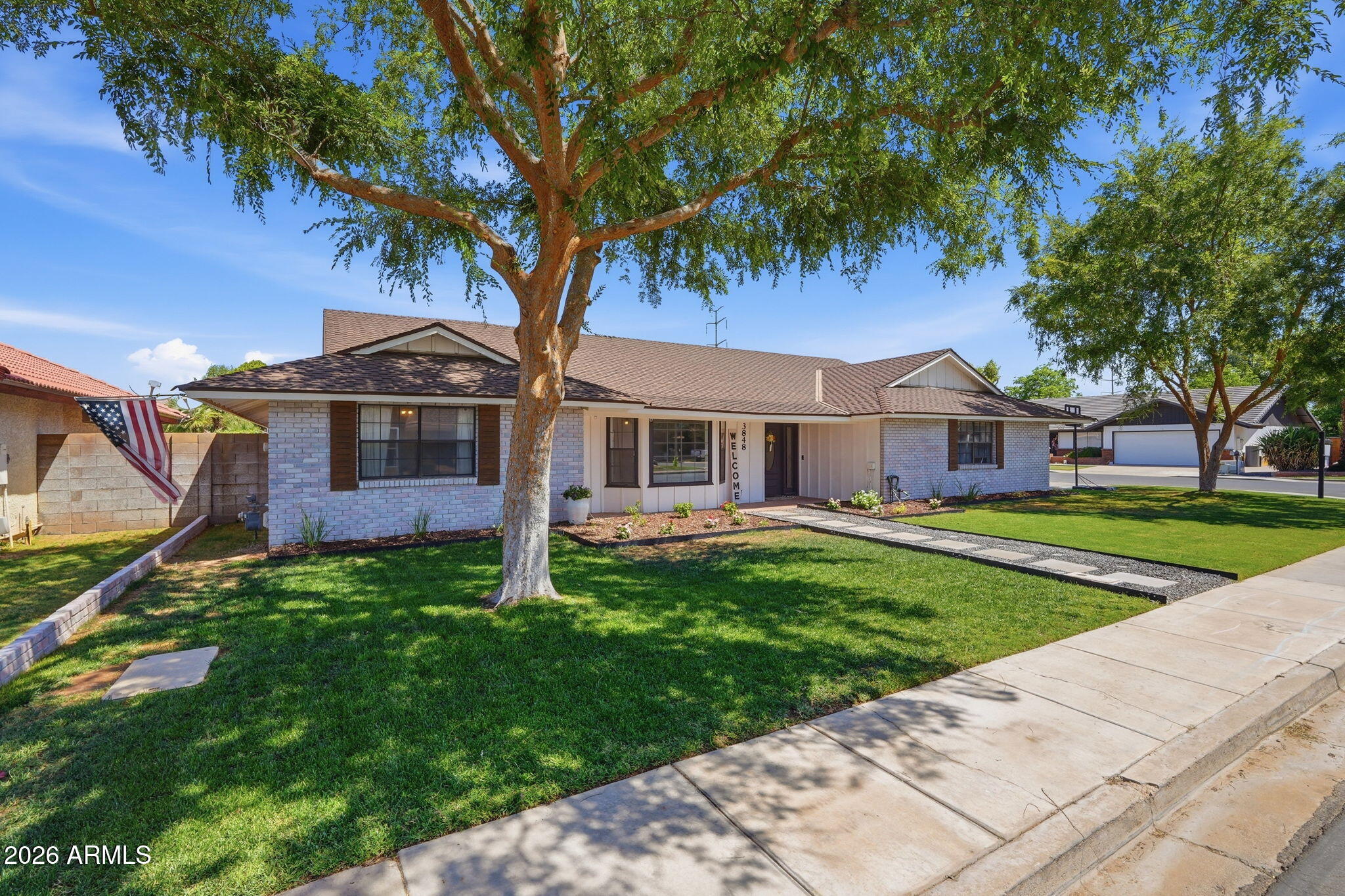 3848 E CONTESSA Street