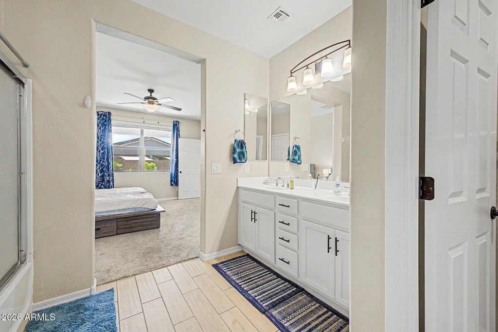 Photo of 3259 W Carter Road, Phoenix, AZ 85041 (MLS # 7093401)