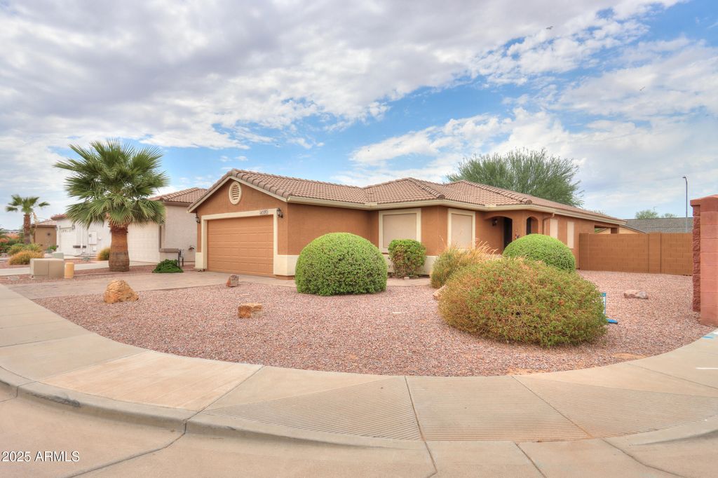 Photo of 1295 N Lantana Place, Casa Grande, AZ 85122 (MLS # 6906241)