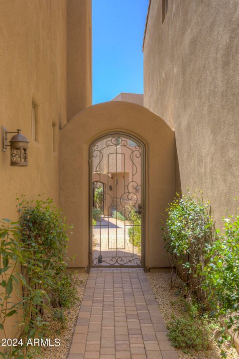 A home in Cave Creek