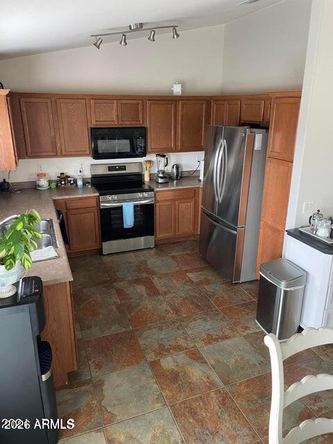 42244 W CALLE Street