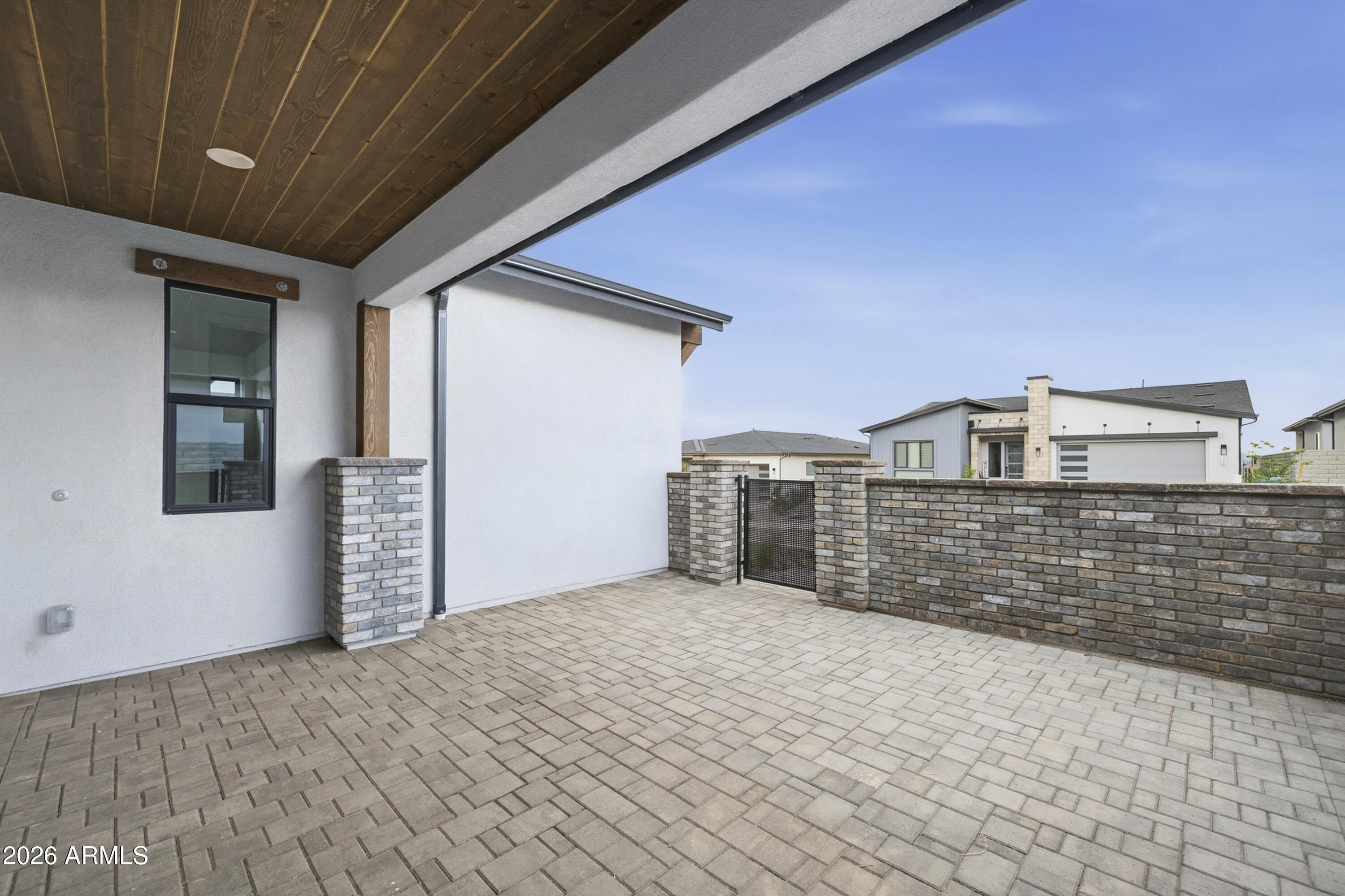 5669 E BLACKBURN Court
