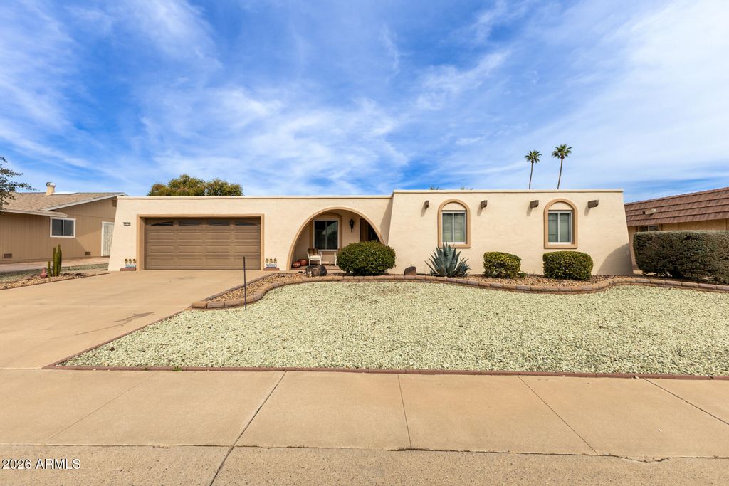 Photo of 10126 W Brookside Drive, Sun City, AZ 85351 (MLS # 6984614)