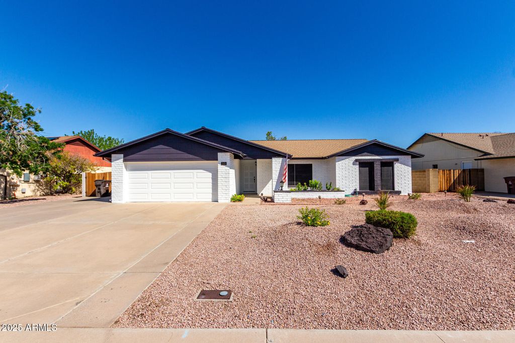 Photo of 7418 W Corrine Drive, Peoria, AZ 85381 (MLS # 6916179)