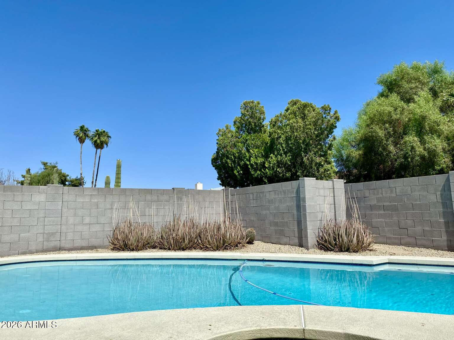 3301 W MURIEL Drive
