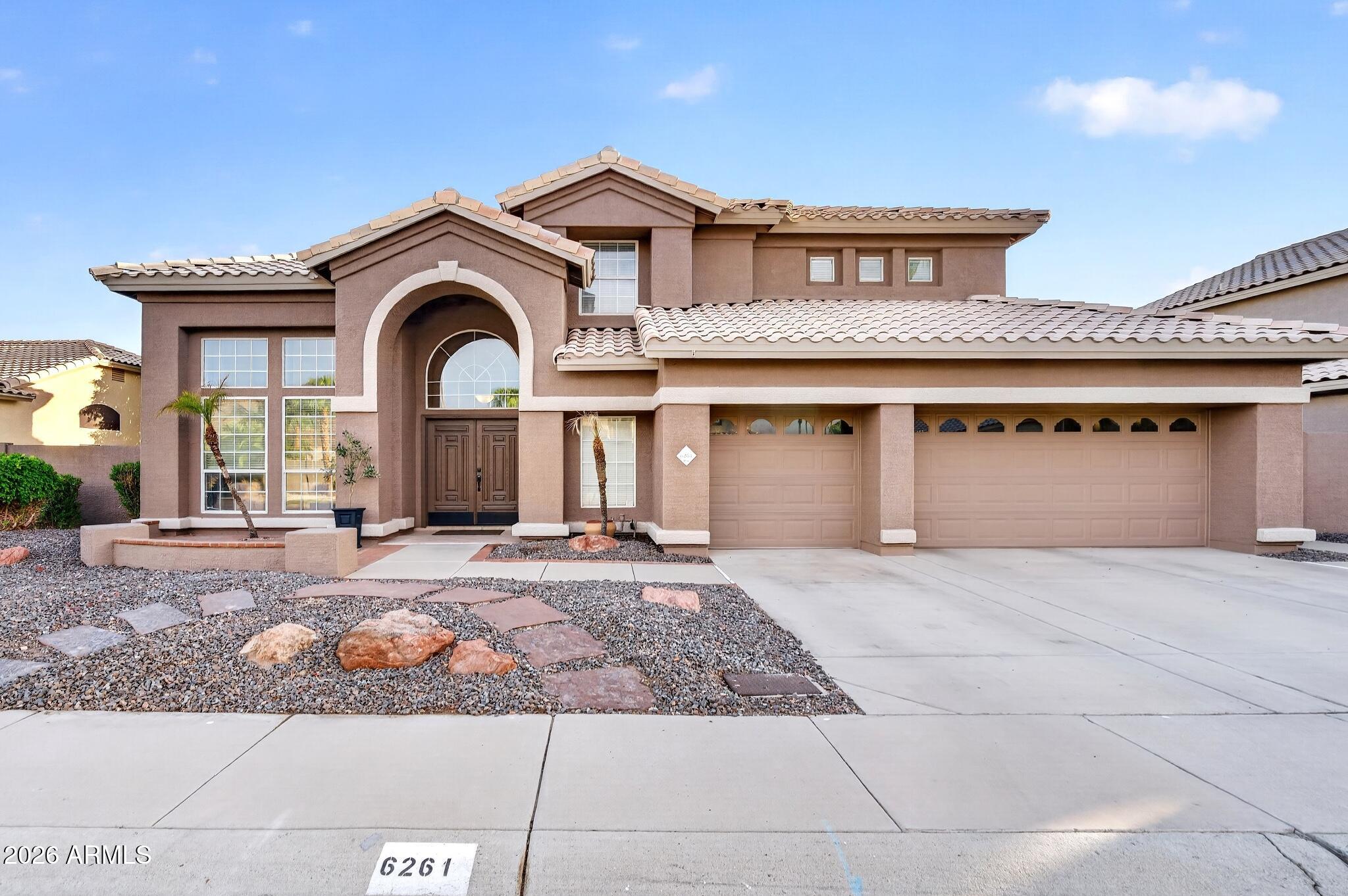 6261 W LOUISE Drive
