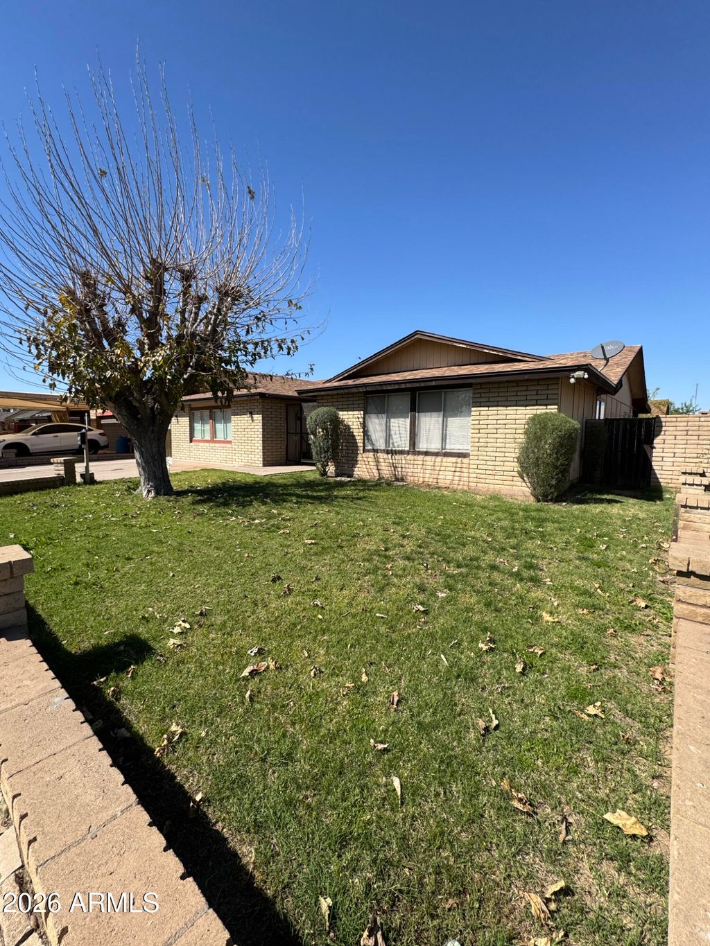 Photo of 6540 W Hazelwood Street, Phoenix, AZ 85033 (MLS # 6999471)