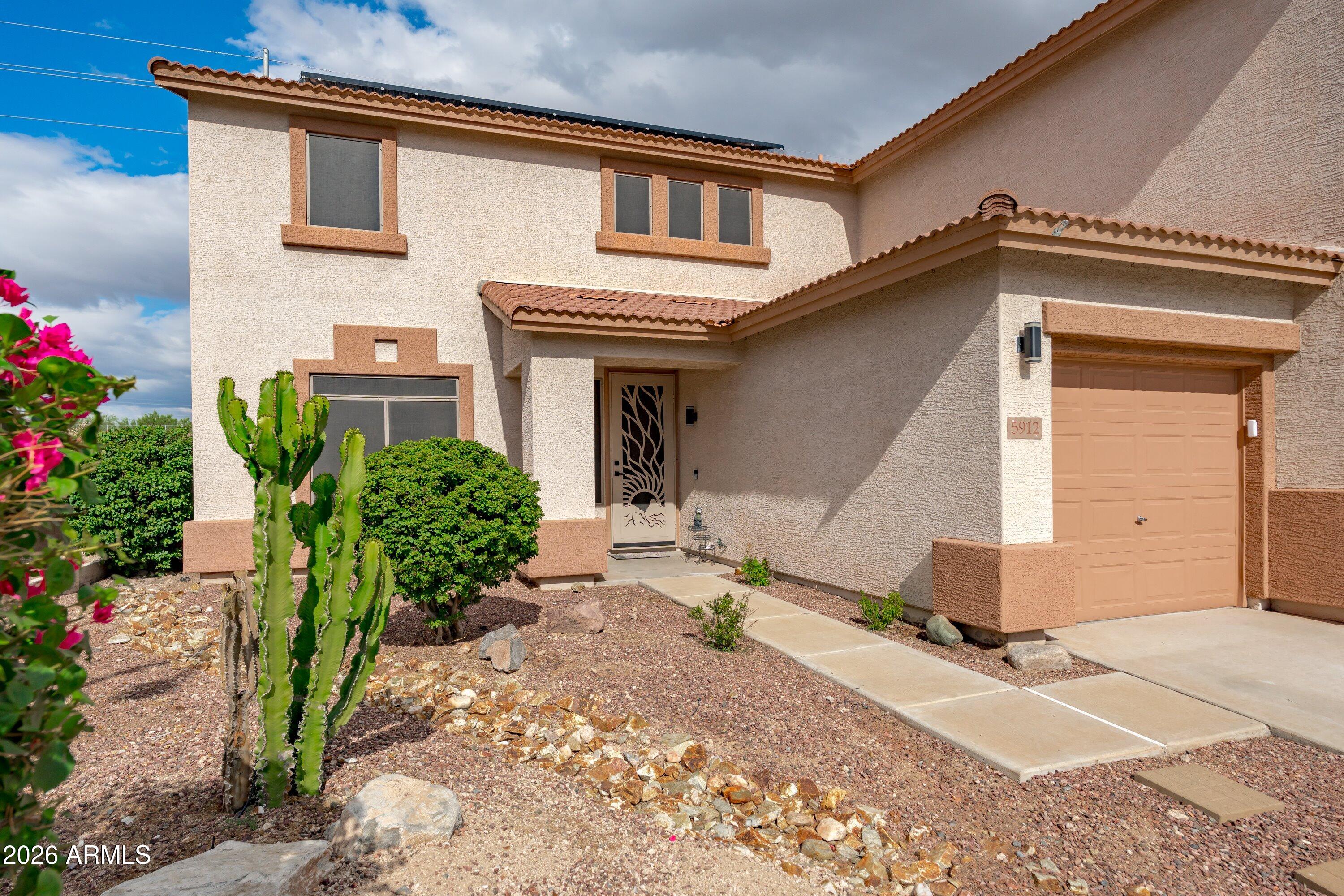 5912 W RUNNING DEER Trail