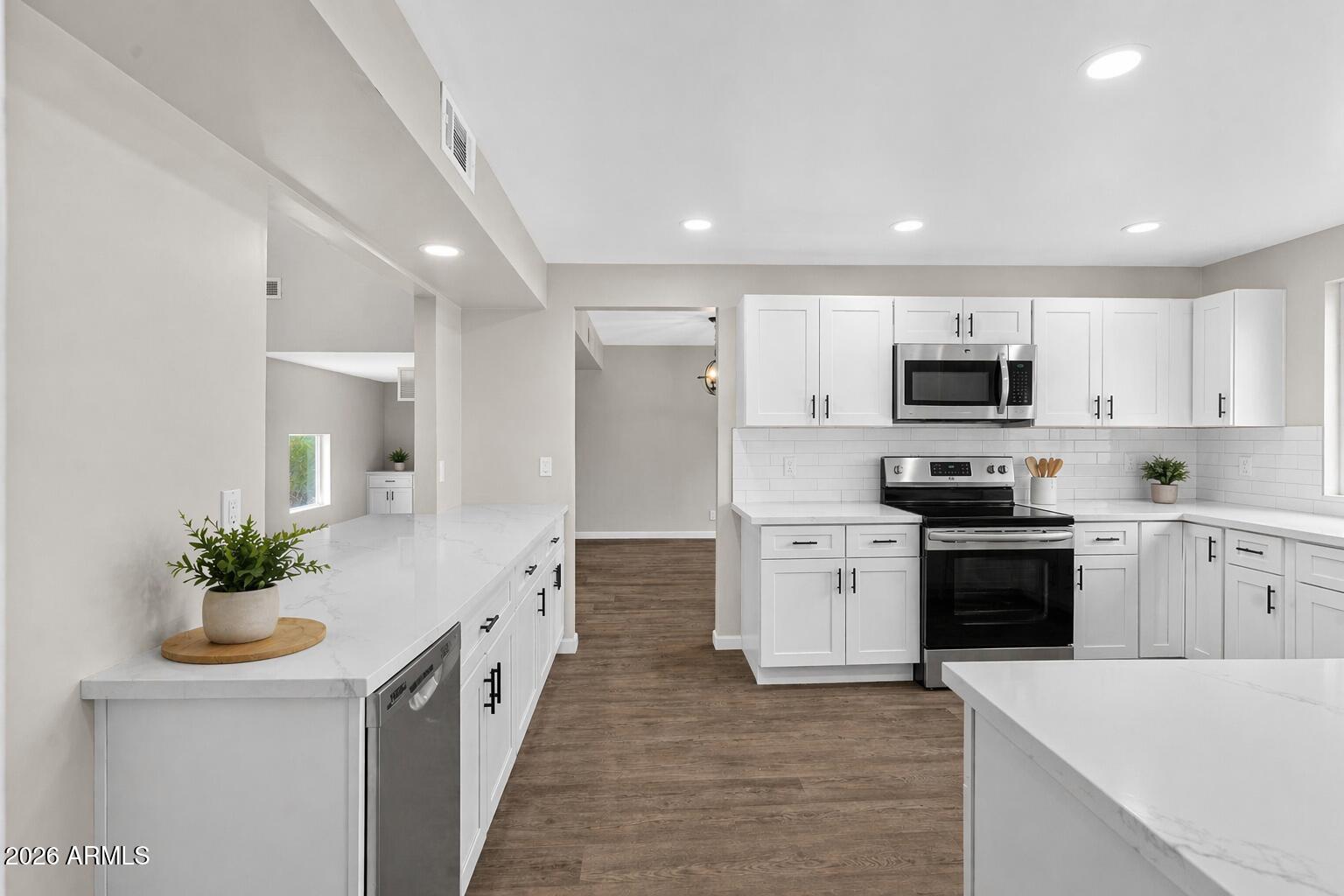 211 E CAMPO DESIERTO Road