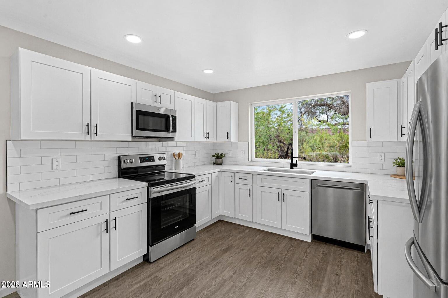 211 E CAMPO DESIERTO Road