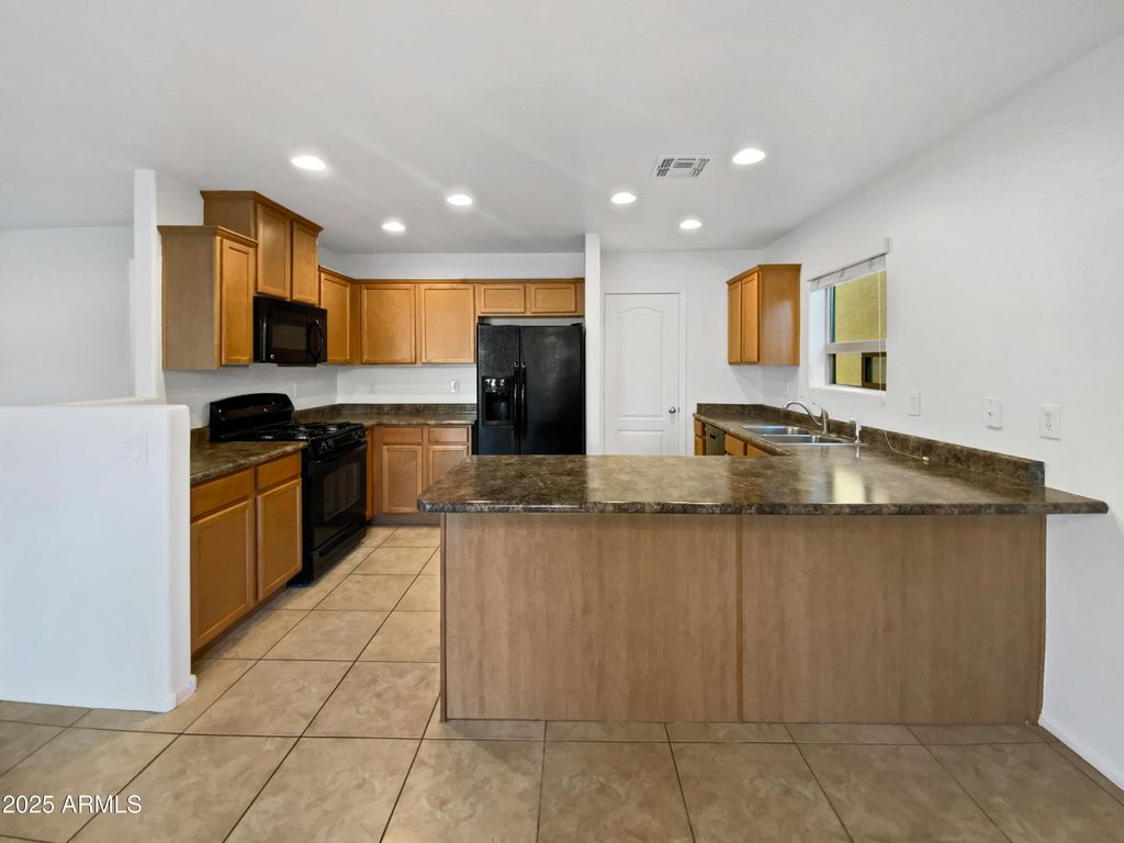 Photo of 41404 W Coltin Way, Maricopa, AZ 85138 (MLS # 6950175)