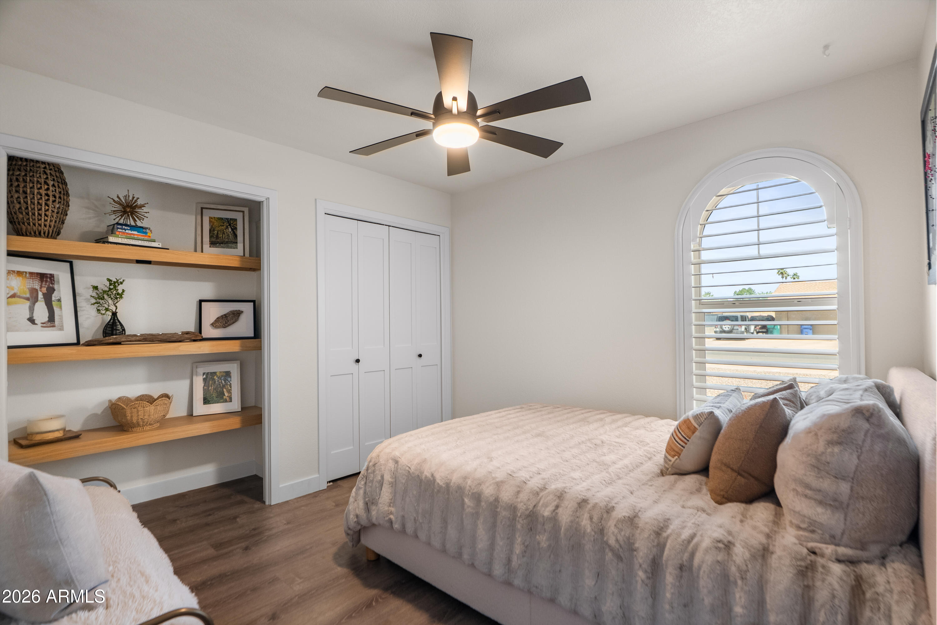 TIERRA ESTE PARK UNIT 4 - Residential