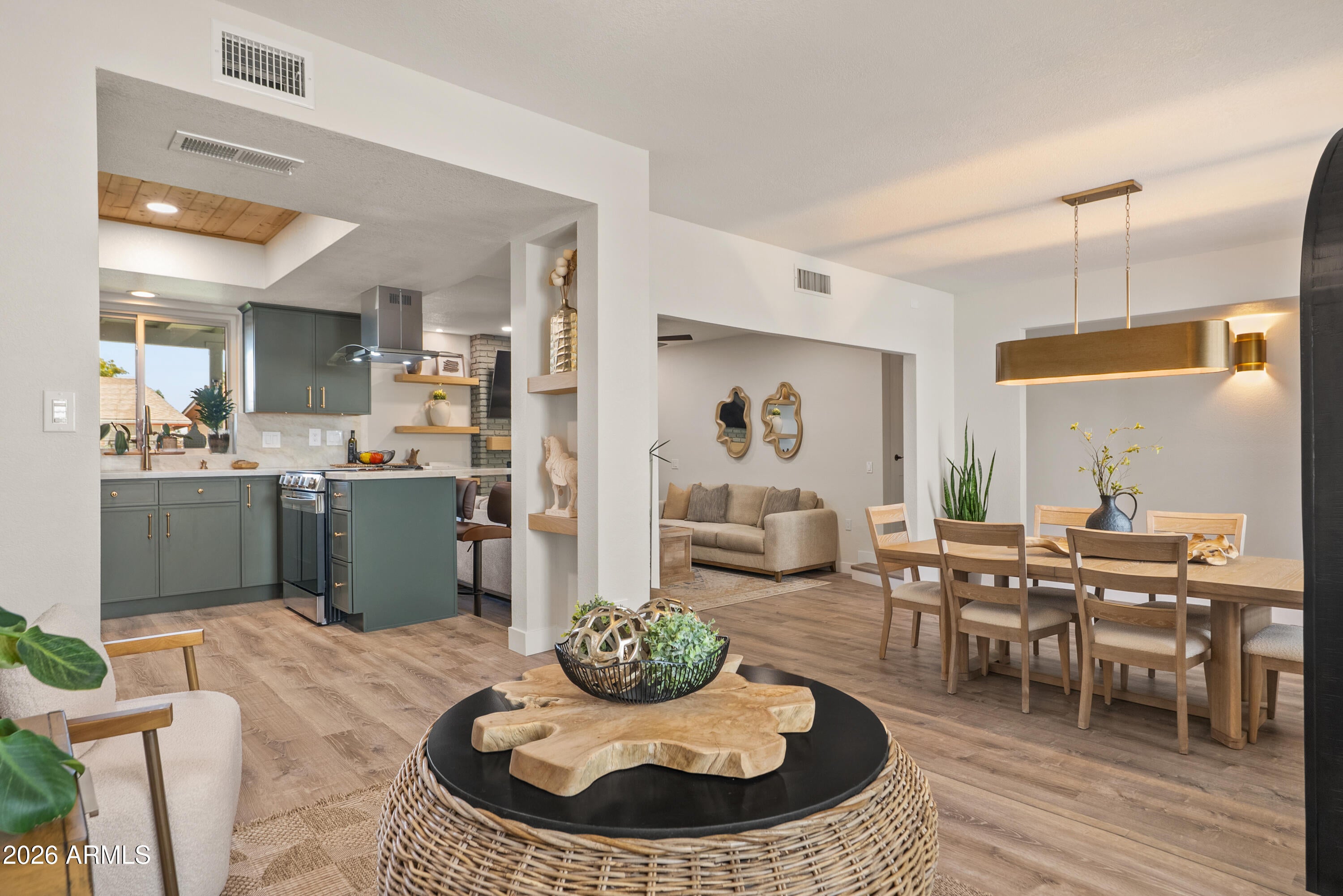TIERRA ESTE PARK UNIT 4 - Residential