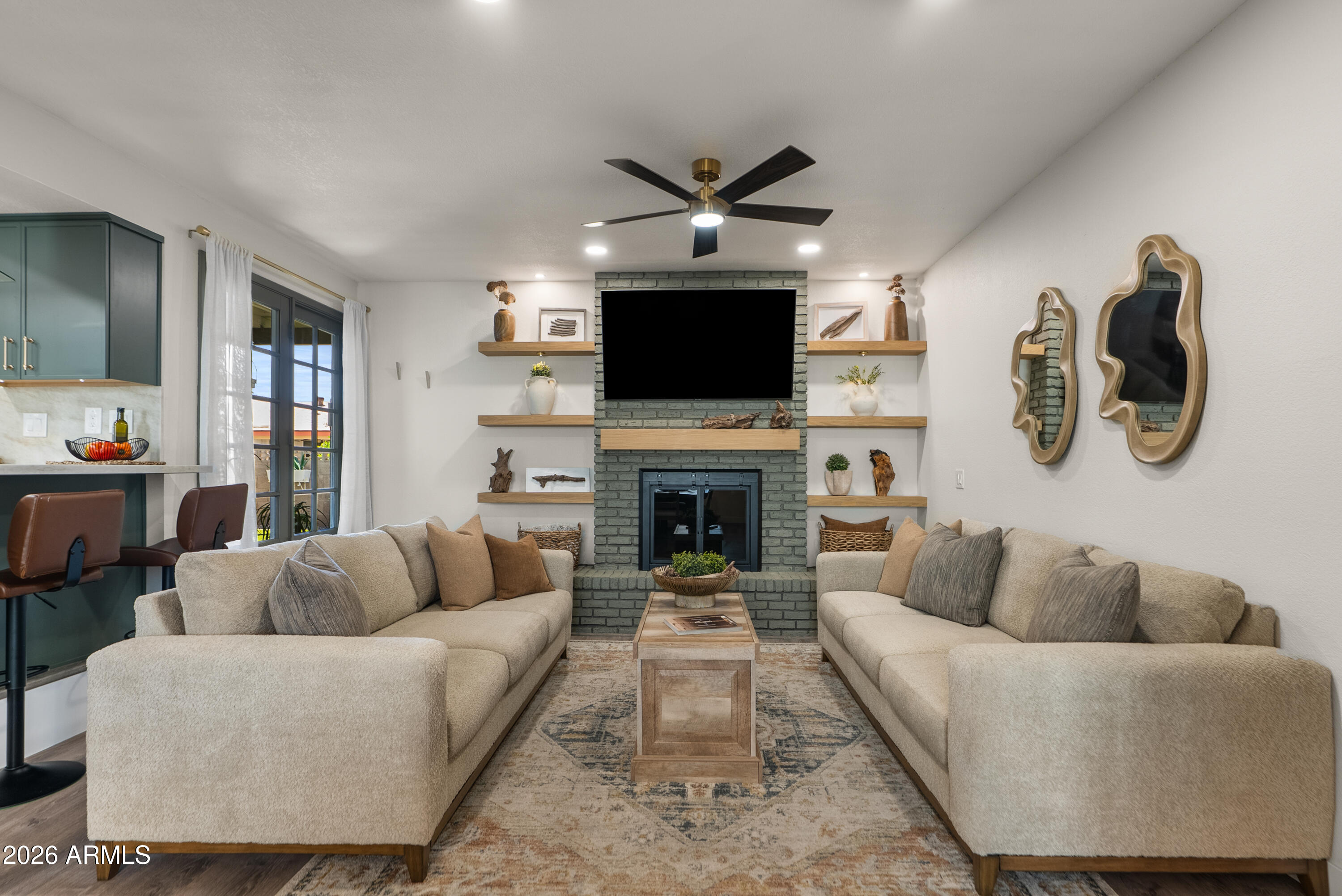 TIERRA ESTE PARK UNIT 4 - Residential