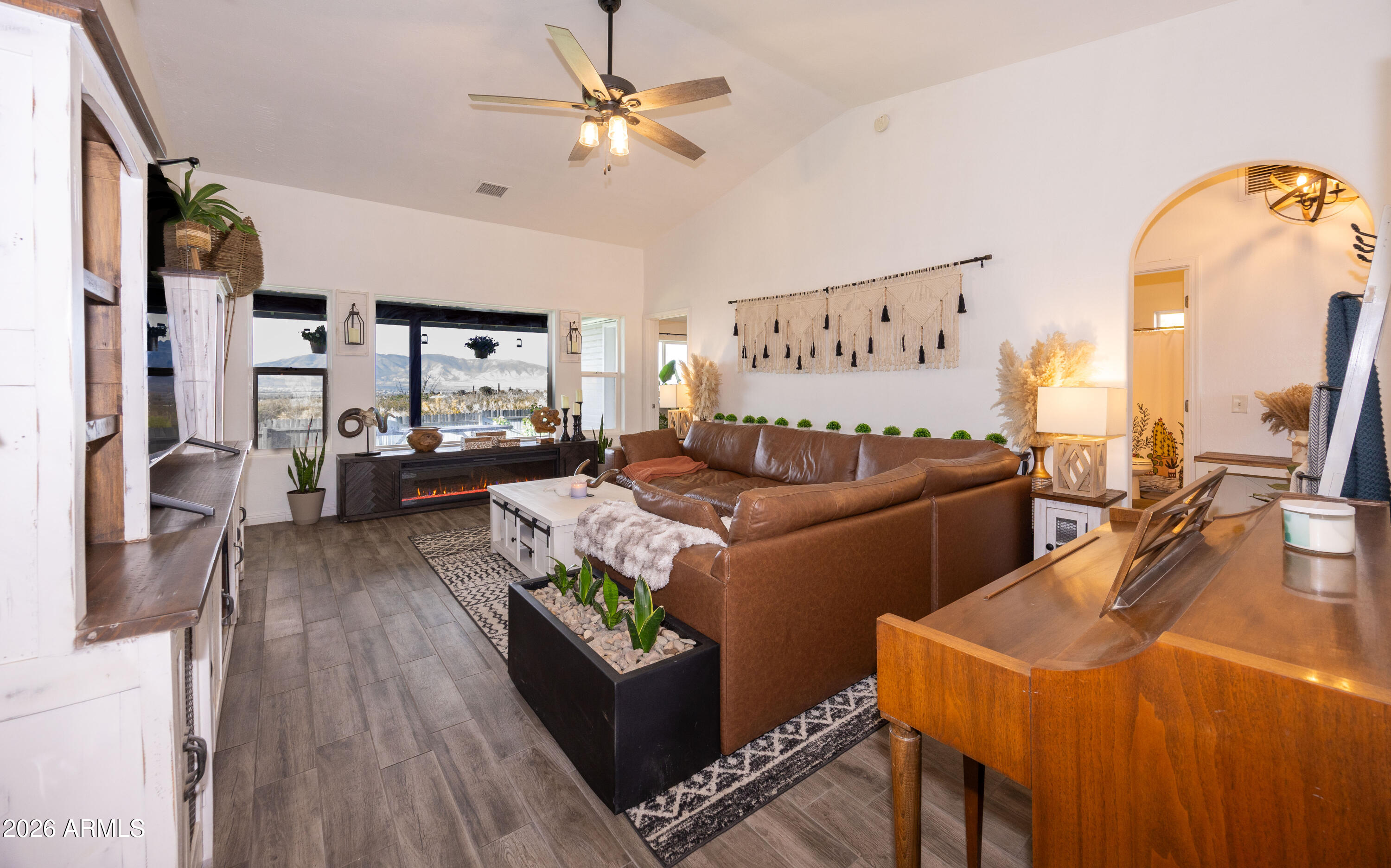 530 Camino De Nevada --