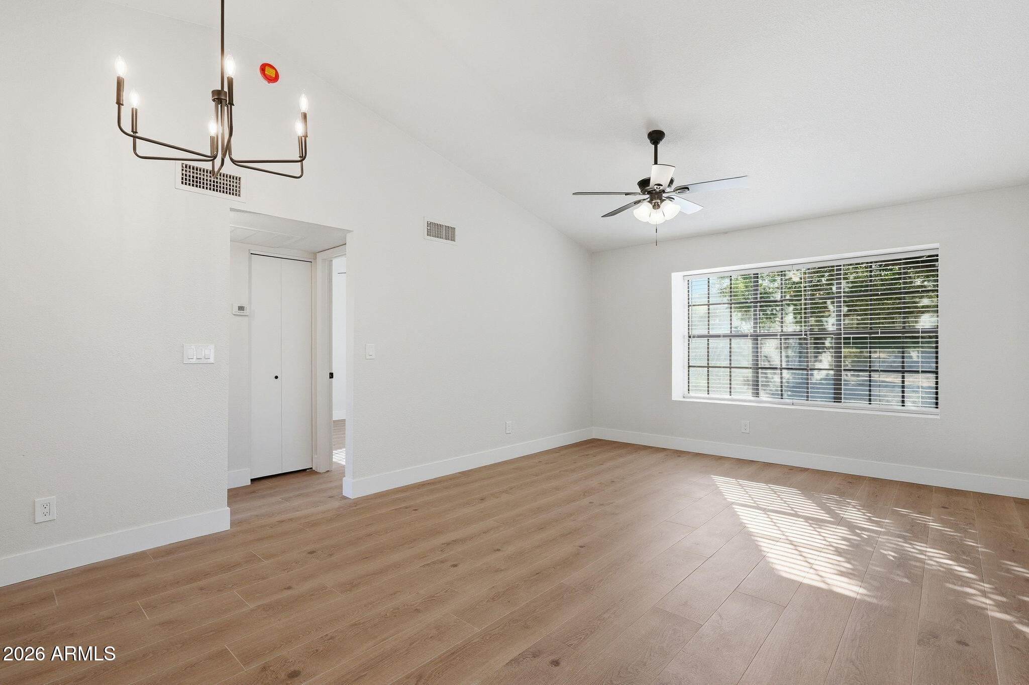 6617 W KINGSTON Lane