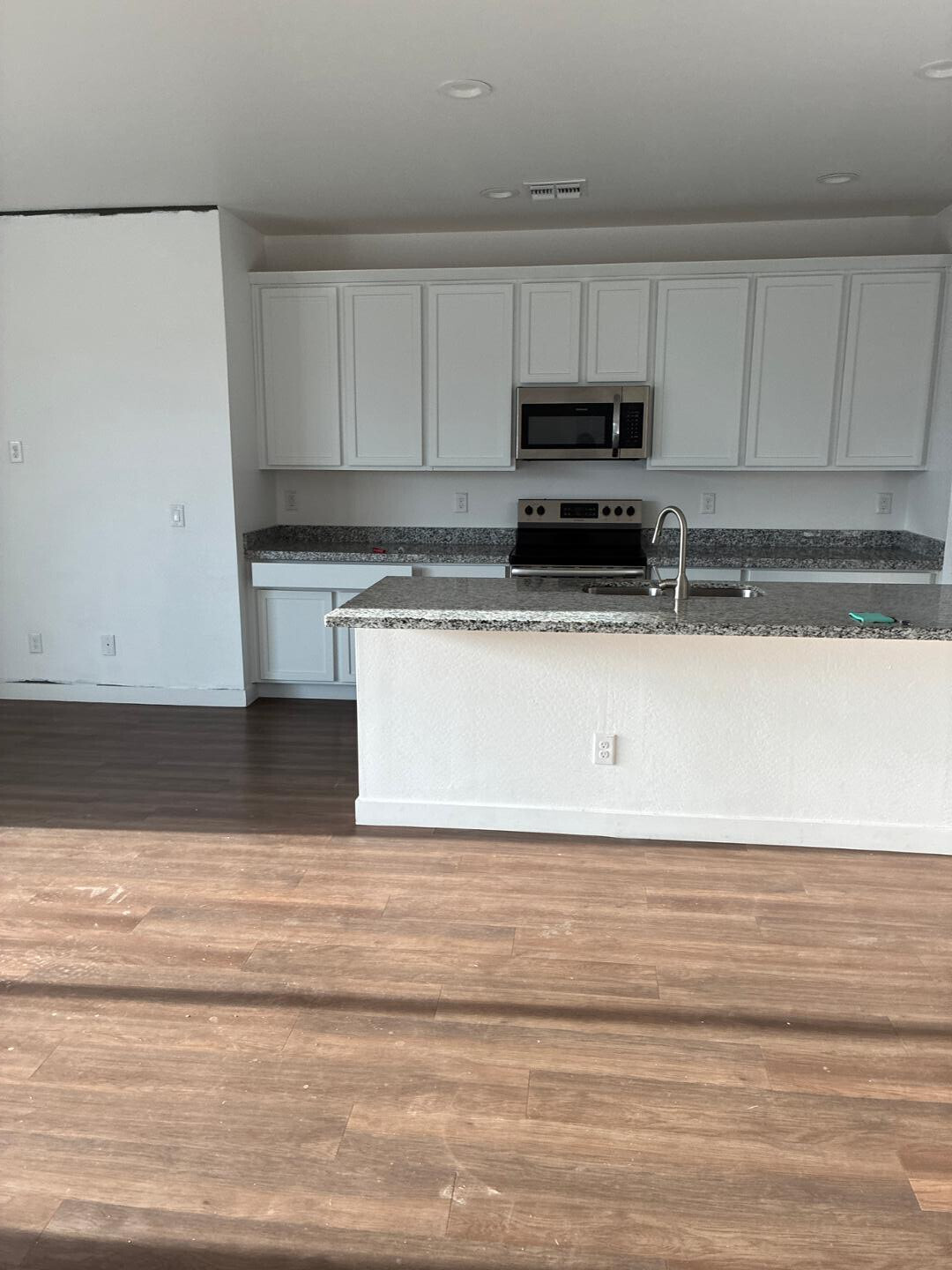 5630 S Daisy Patch Place