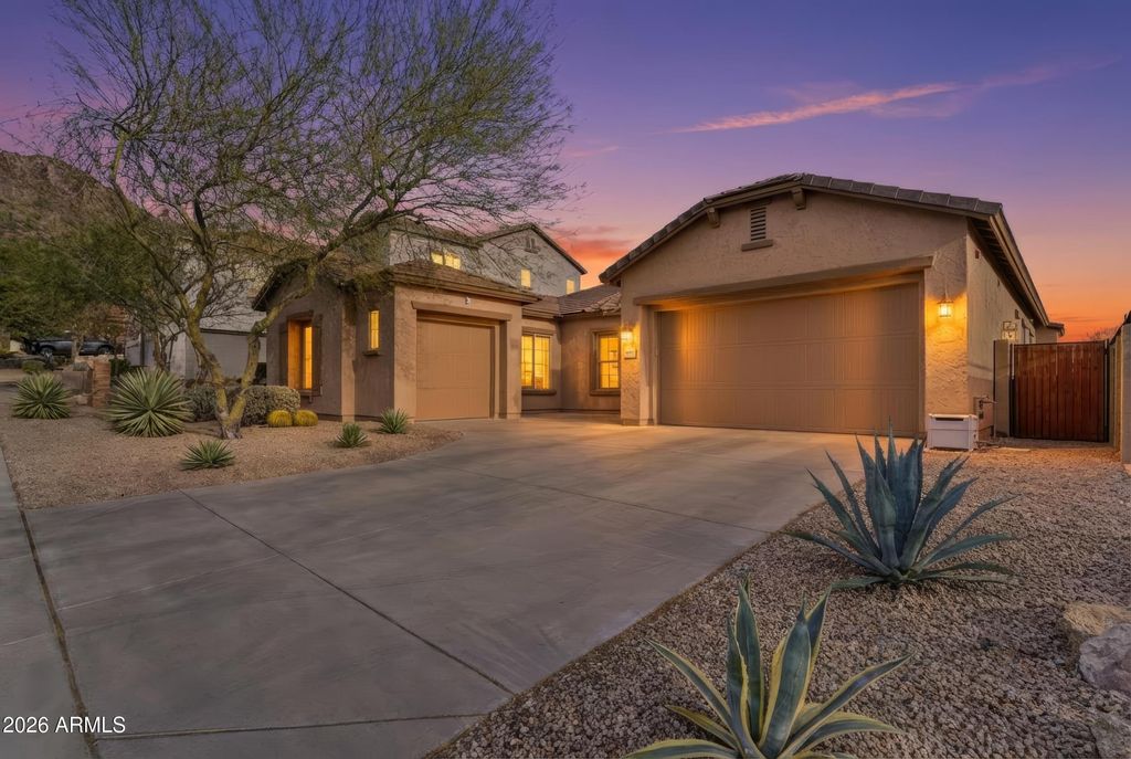 Photo of 27685 N Higuera Drive, Peoria, AZ 85383 (MLS # 6984065)