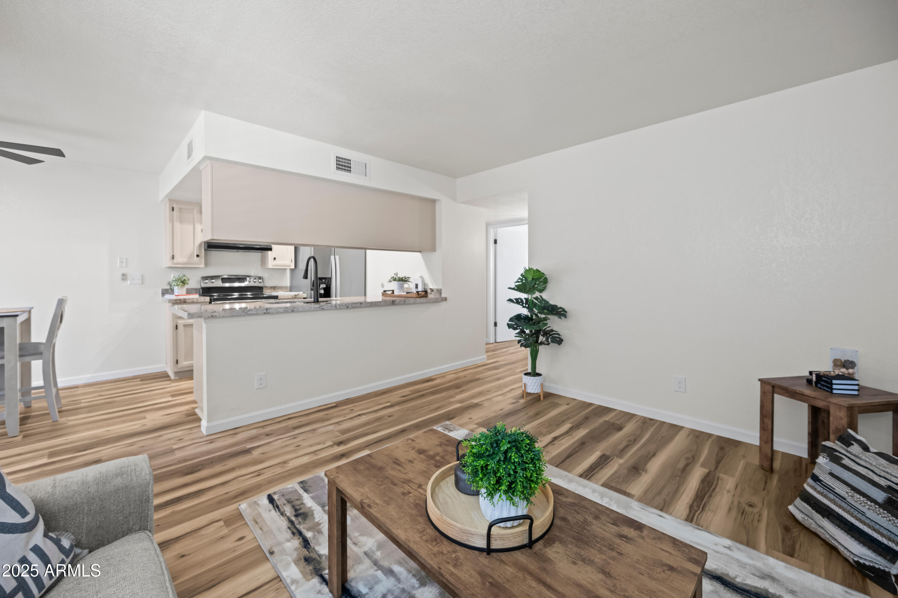 520 N STAPLEY Drive 285