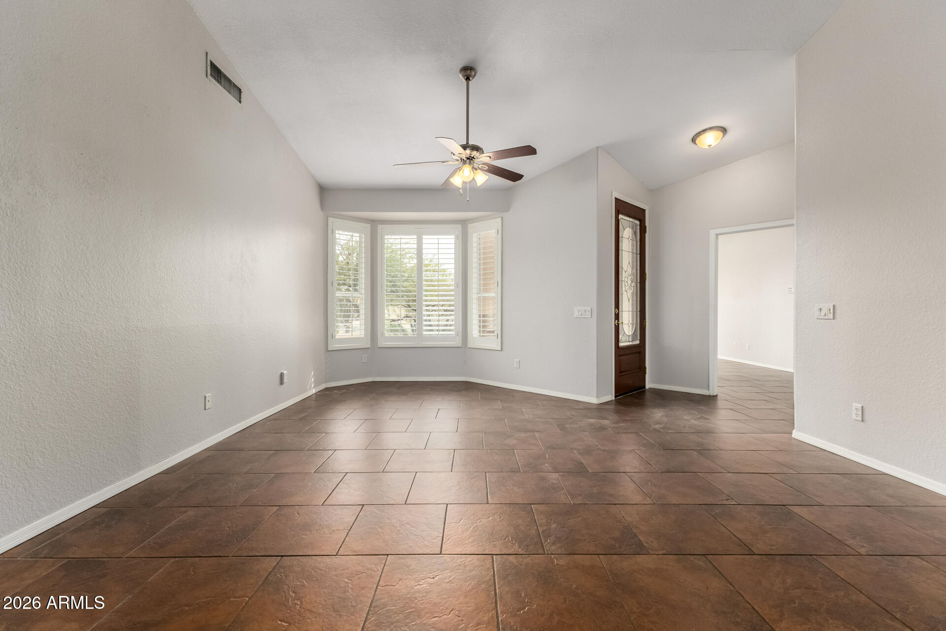 402 E BLUE EAGLE Lane