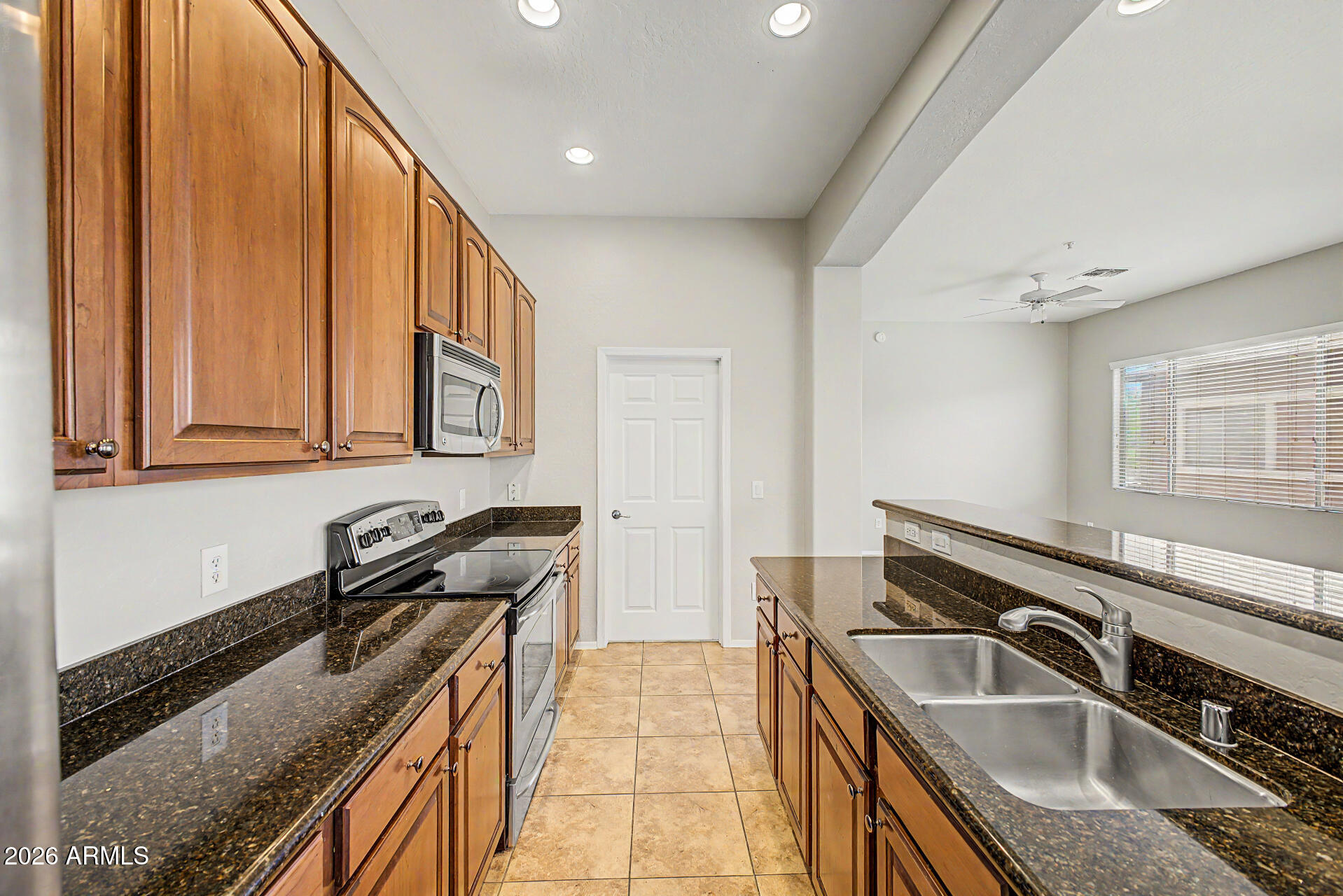 TOWNSQUARE AT SIERRA VERDE CONDOMINIUM - Residential