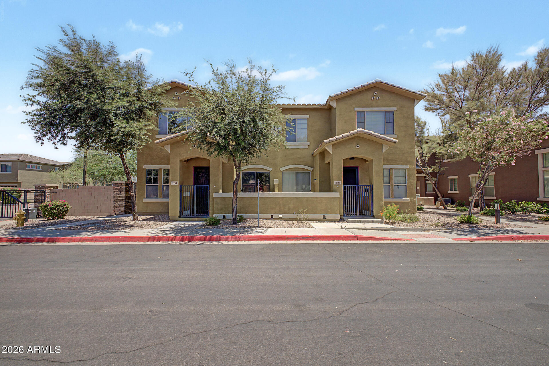 TOWNSQUARE AT SIERRA VERDE CONDOMINIUM - Residential