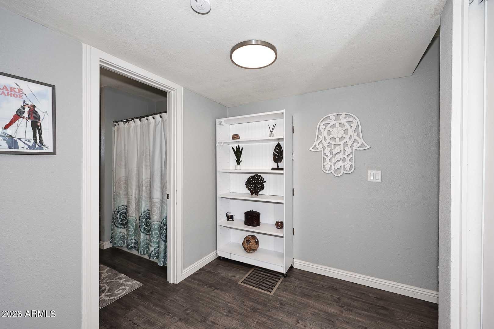 COURTSIDE VILLAS BLOCK 1 LOTS 1 THRU 73 BLOCK 2 LO - Residential