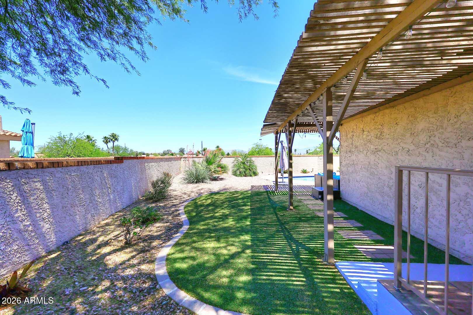 COURTSIDE VILLAS BLOCK 1 LOTS 1 THRU 73 BLOCK 2 LO - Residential