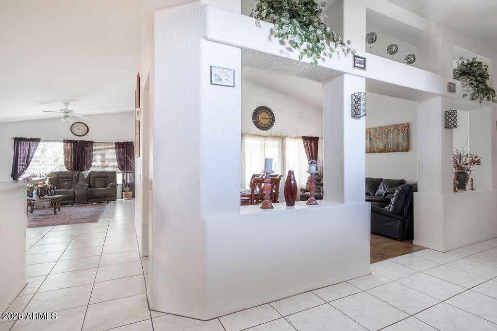 4119 W POTTER Drive