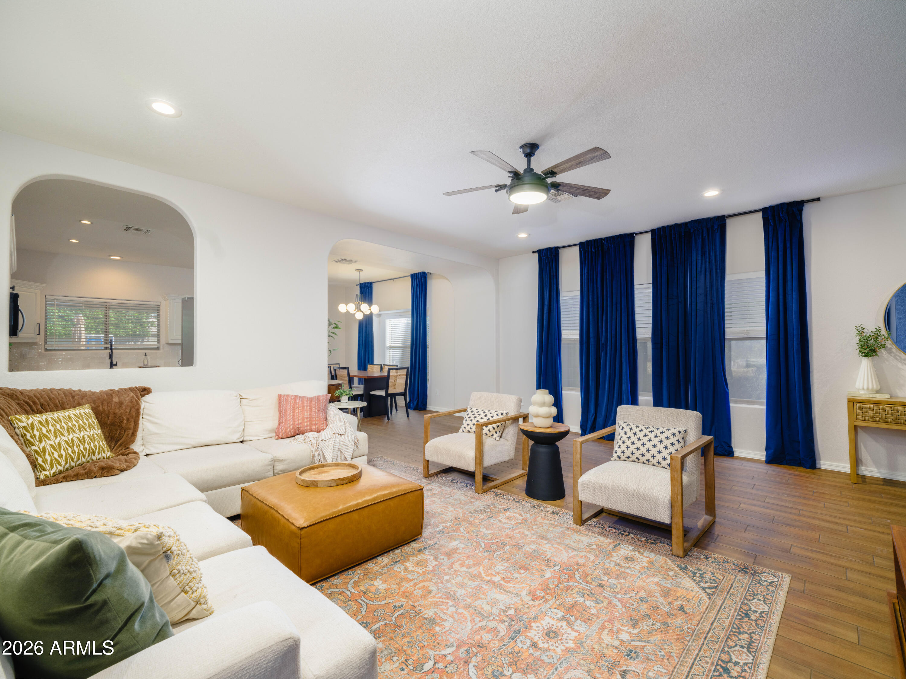 4112 E TETHER Trail