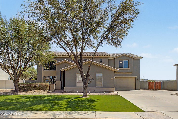 Photo 1 of 67 — 4091 E RAVENSWOOD Drive, Gilbert, AZ 85298