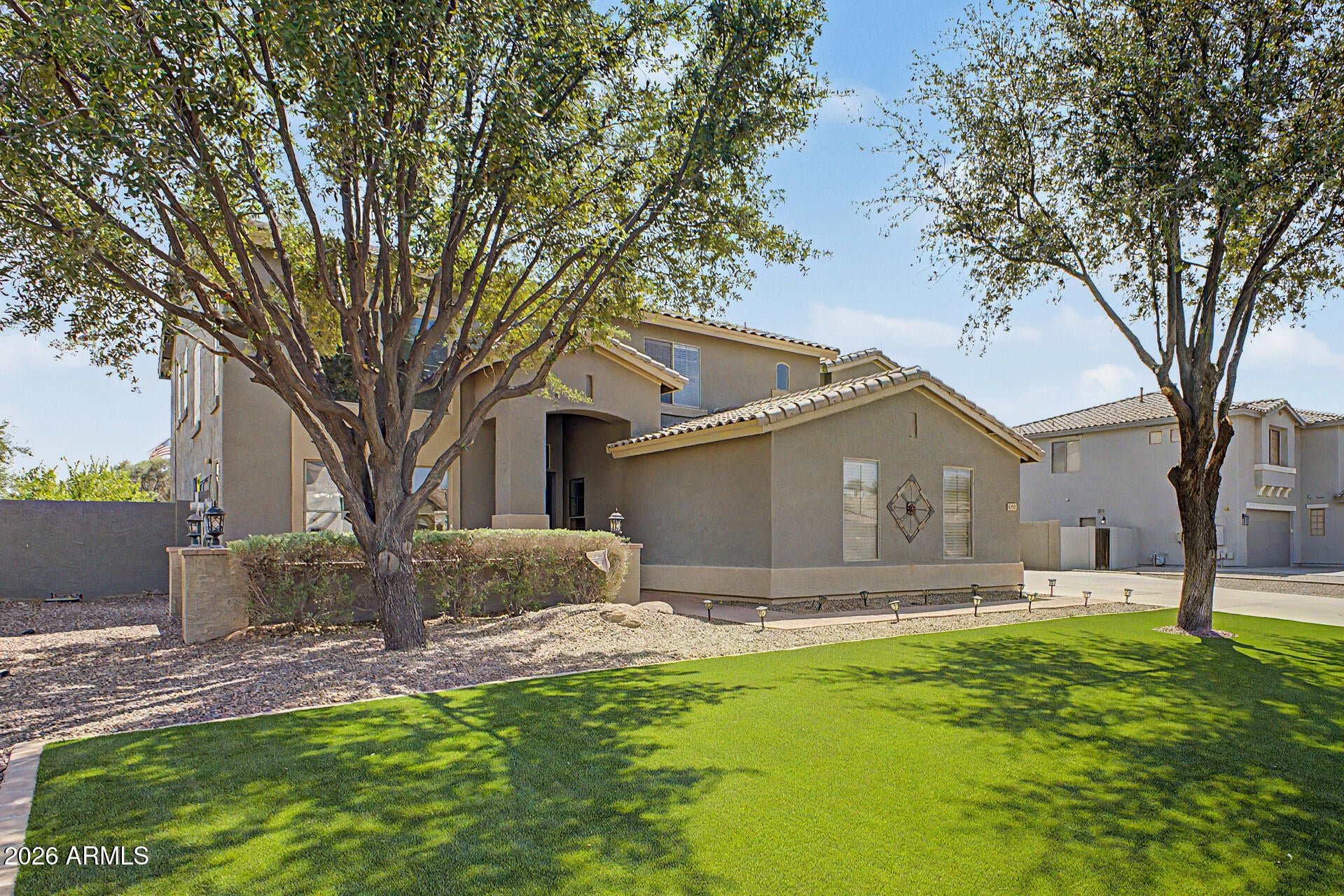 4091 E RAVENSWOOD Drive
