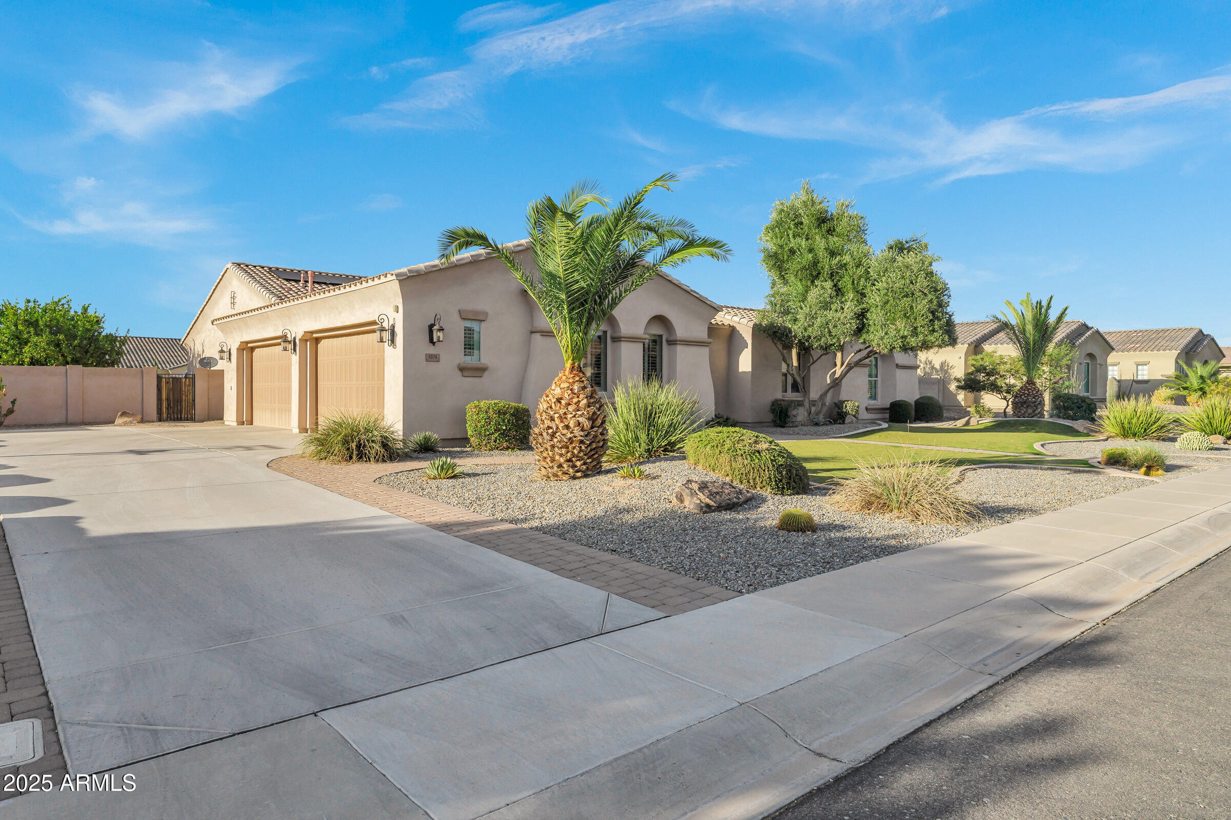 3076 E LA COSTA Drive
