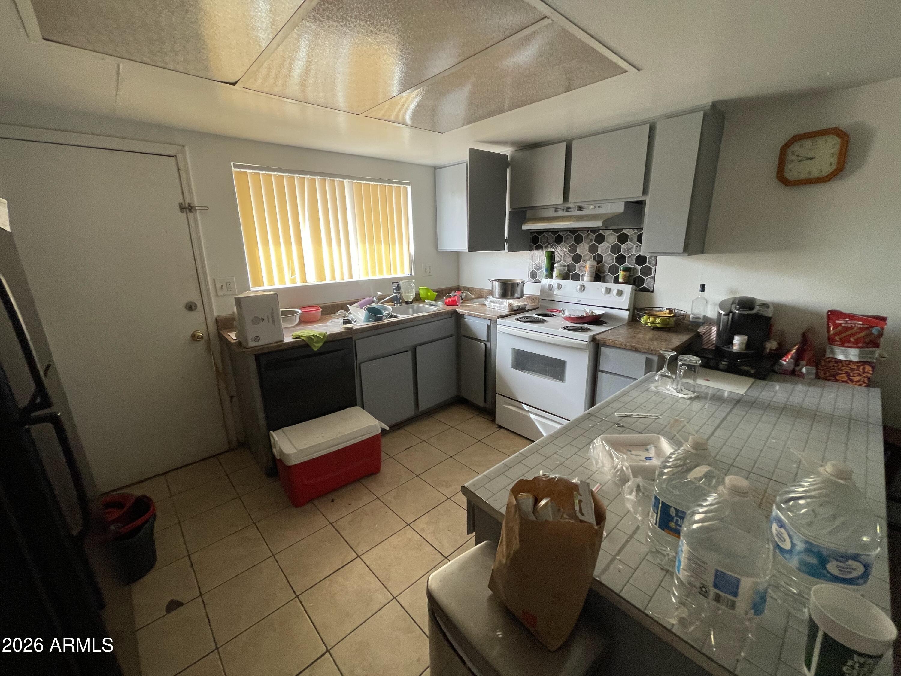 PARKWAY VILLAGE - Residential Income