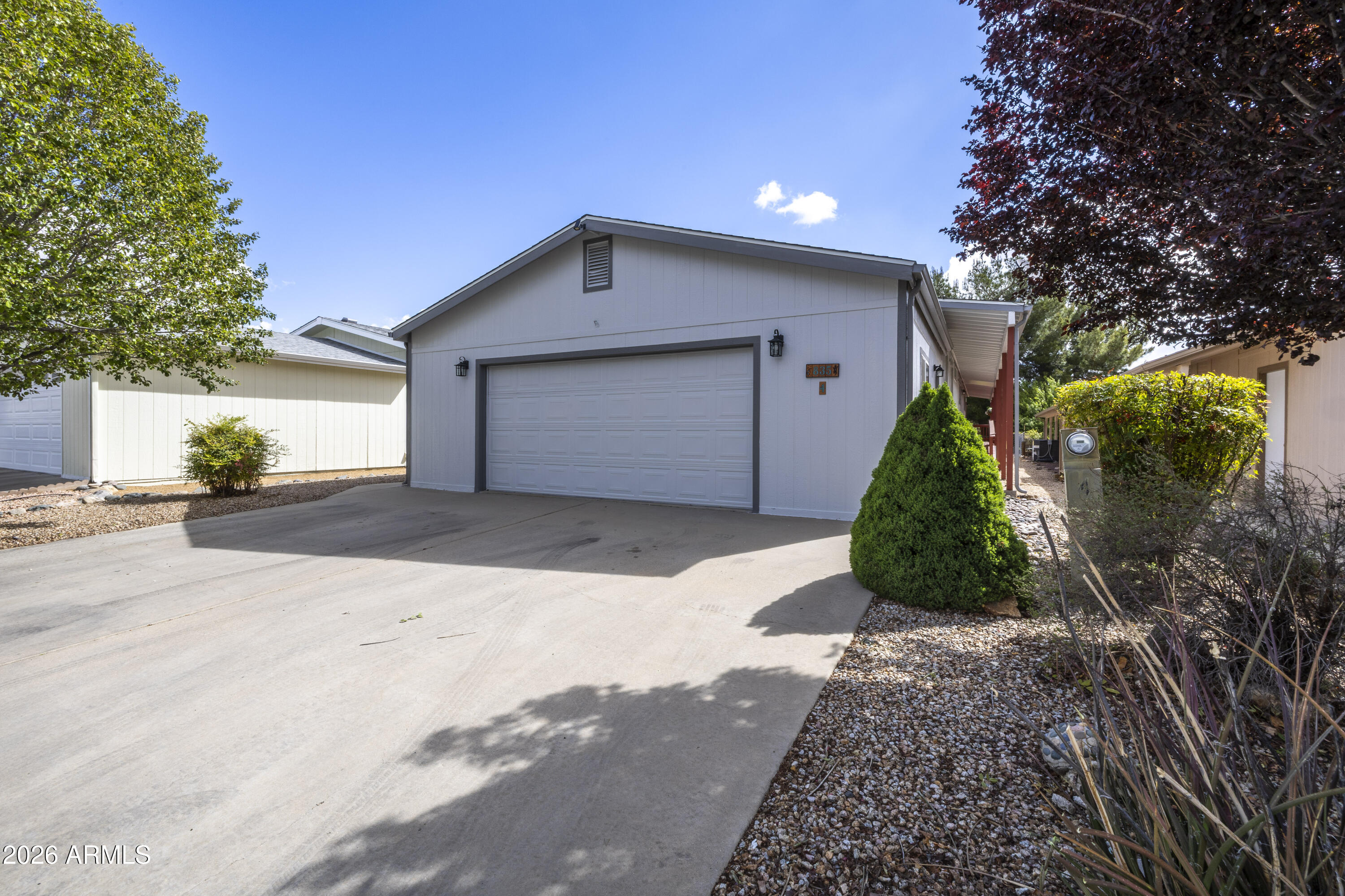 835 N CREEKVIEW Drive