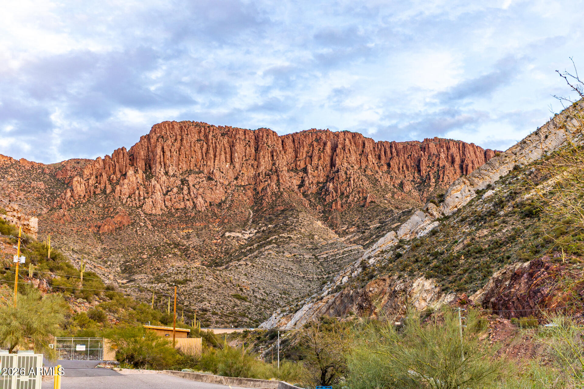 140 N KELLNER Avenue