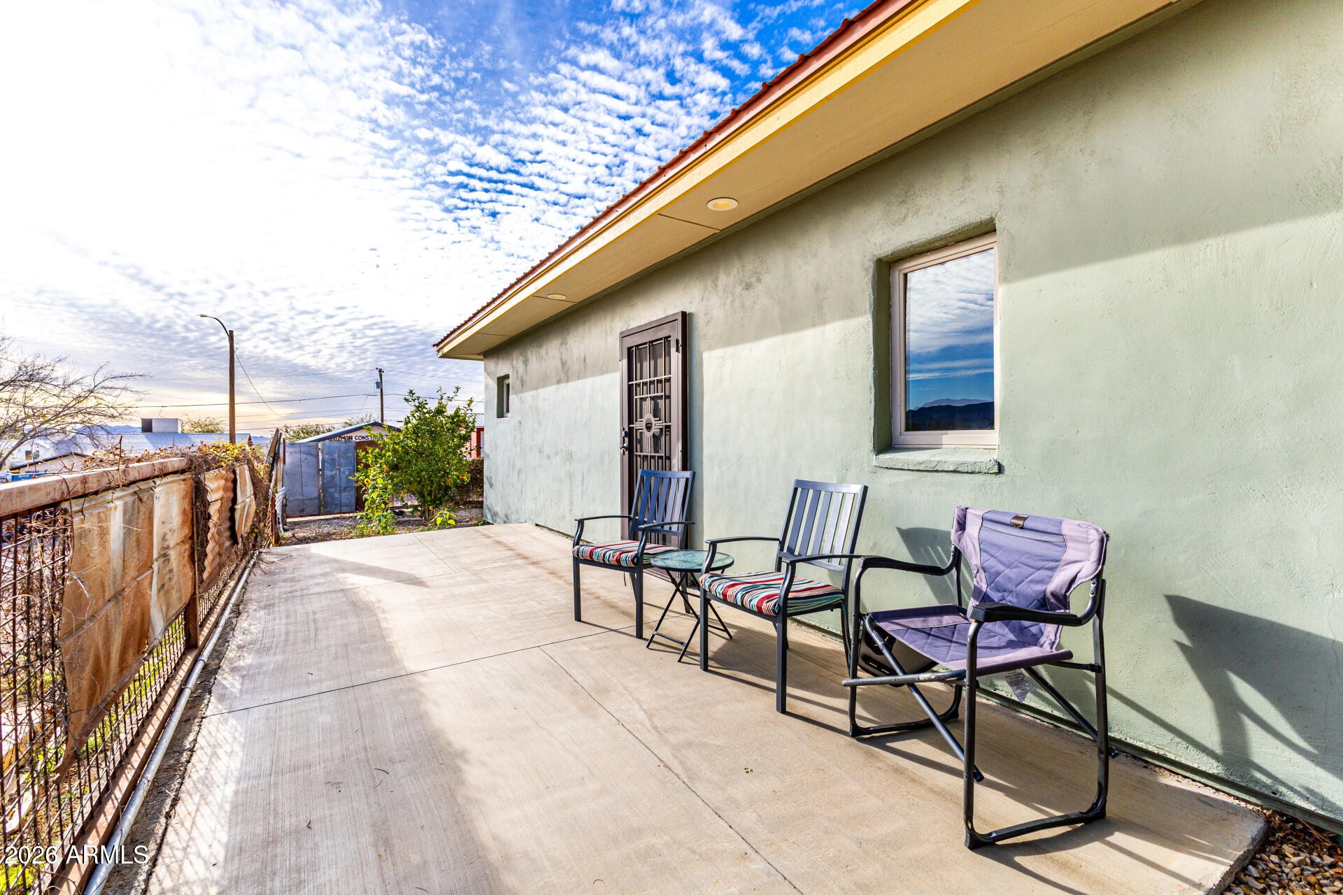 140 N KELLNER Avenue