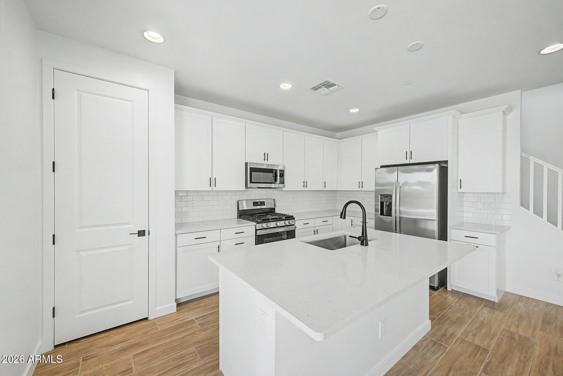 13584 W MAYBERRY Trail