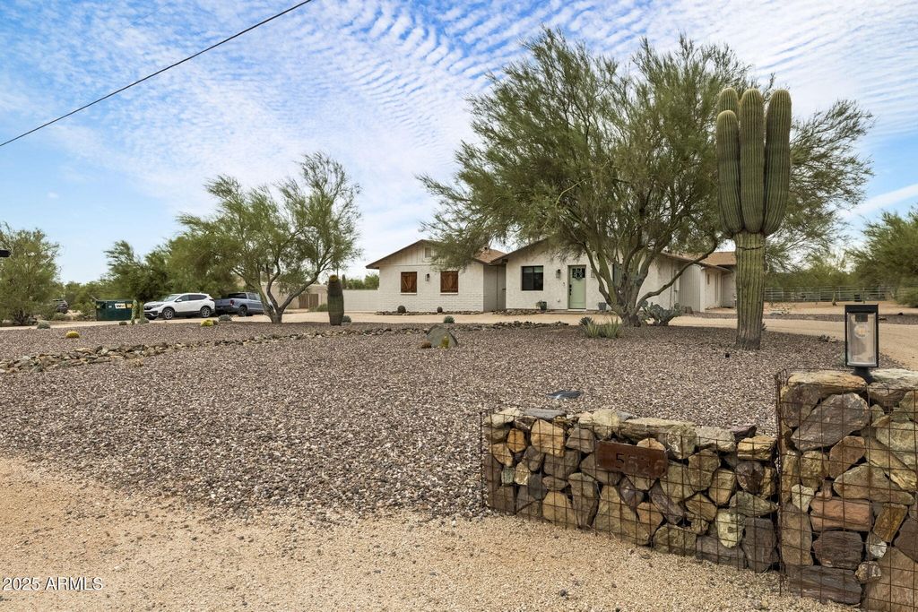 Photo of 5526 E Skinner Drive, Cave Creek, AZ 85331 (MLS # 6929761)