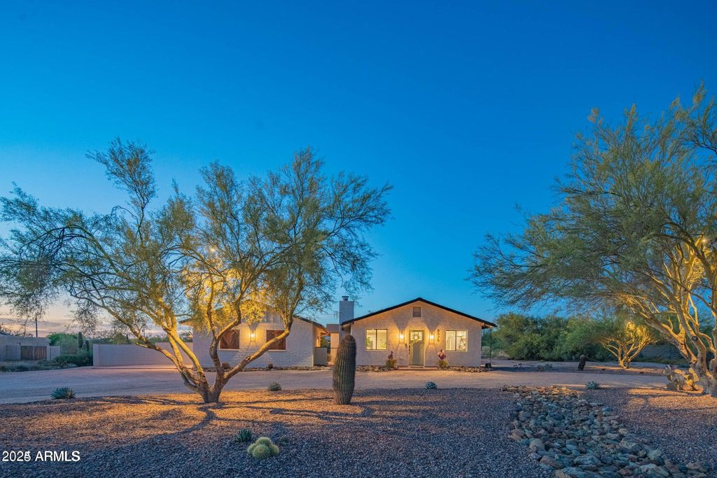 Photo of 5526 E Skinner Drive, Cave Creek, AZ 85331 (MLS # 6929761)