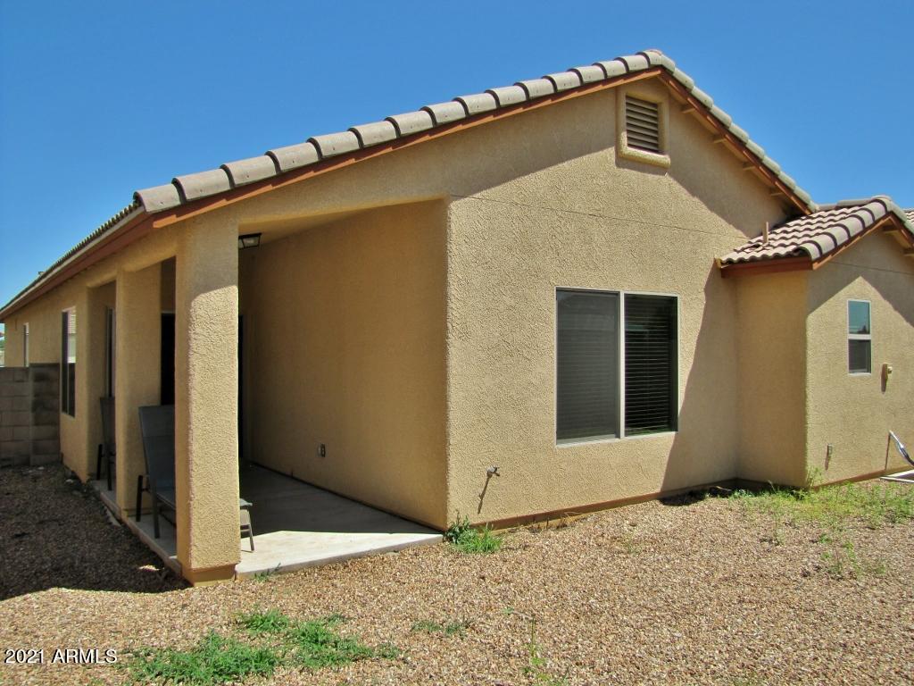 SUMMIT HEIGHTS - Residential Lease