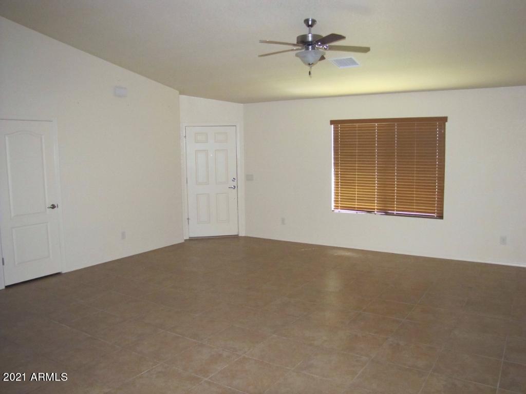 SUMMIT HEIGHTS - Residential Lease