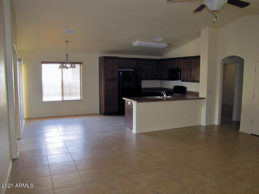 SUMMIT HEIGHTS - Residential Lease