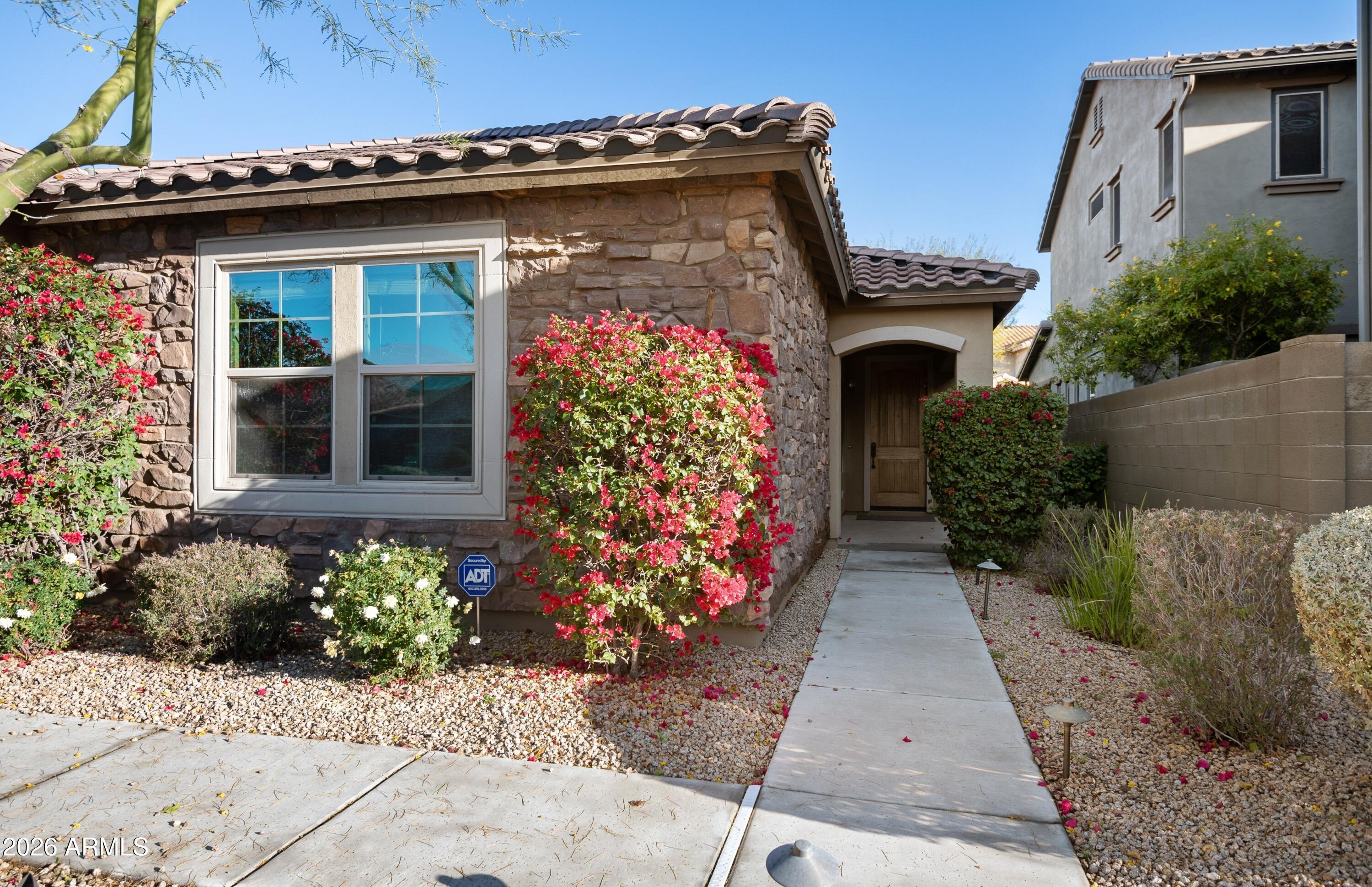 3760 E COVEY Lane