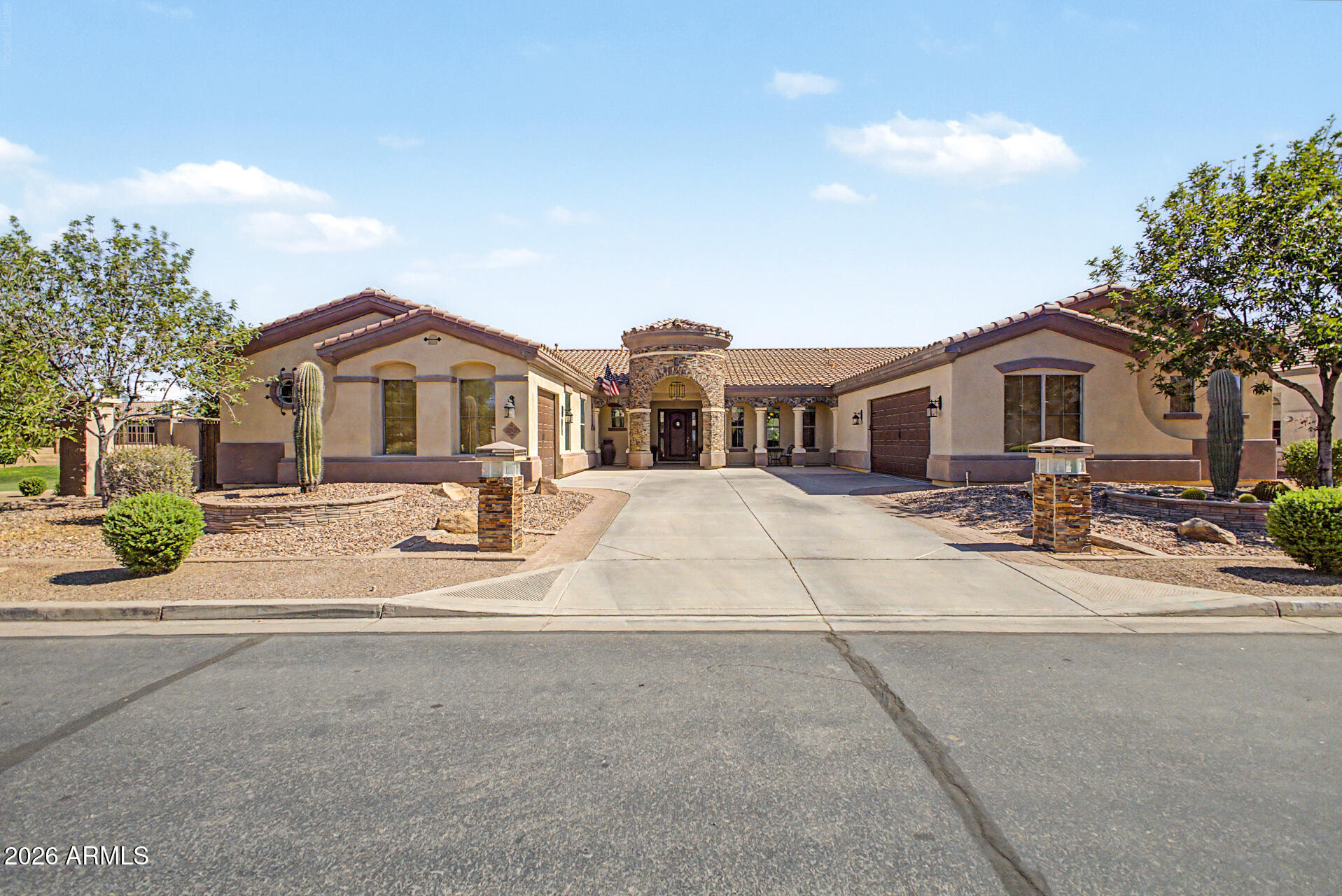 20137 E SILVER CREEK Lane E