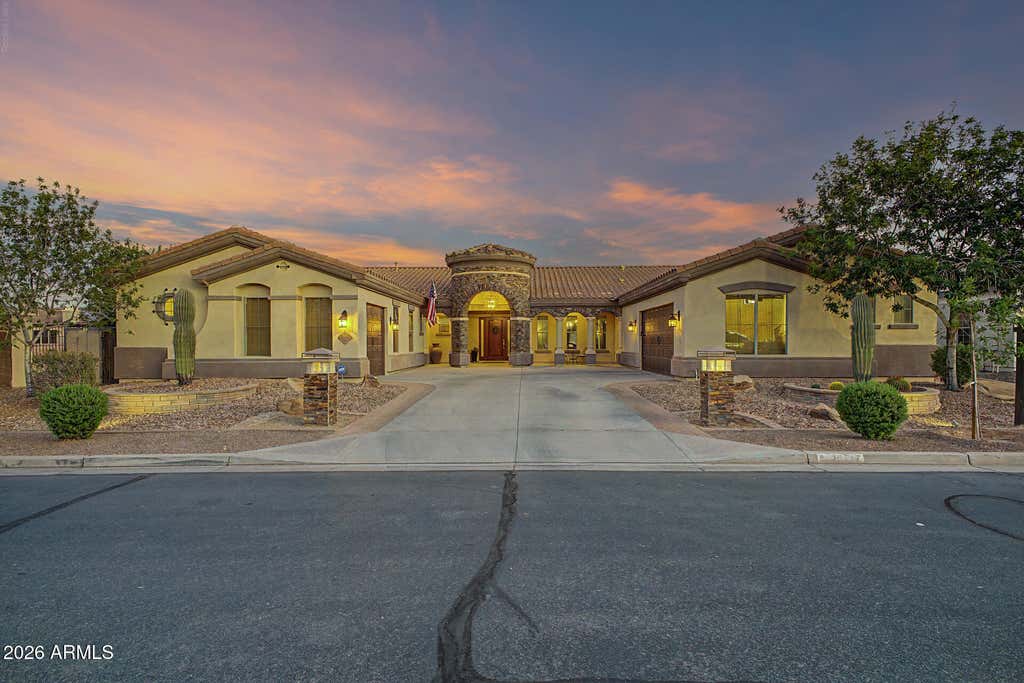 Photo of 20137 E Silver Creek Lane E, Queen Creek, AZ 85142 (MLS # 7042861)