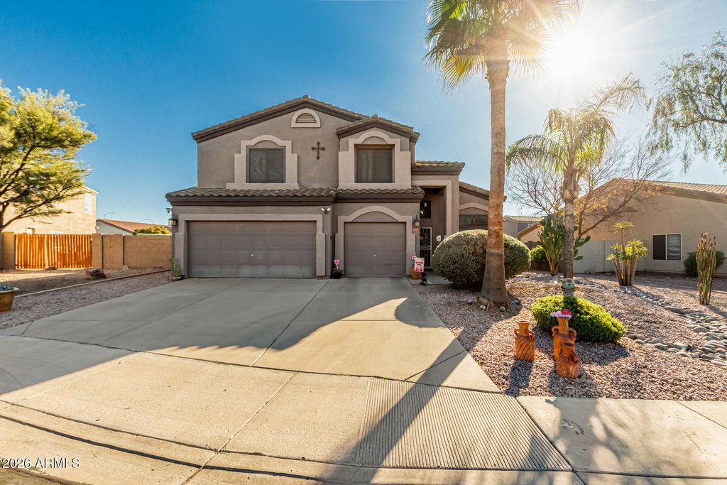 Photo of 863 S Sabrina, Mesa, AZ 85208 (MLS # 6970845)