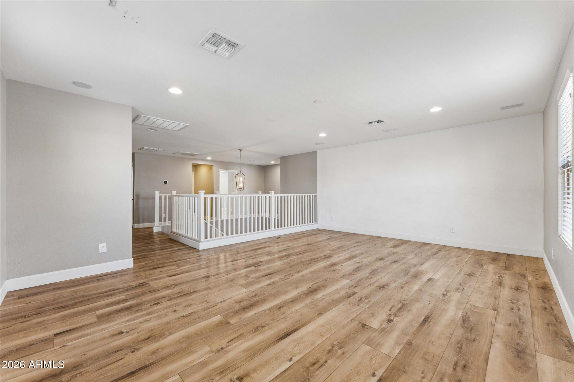 12018 W OVERLIN Lane
